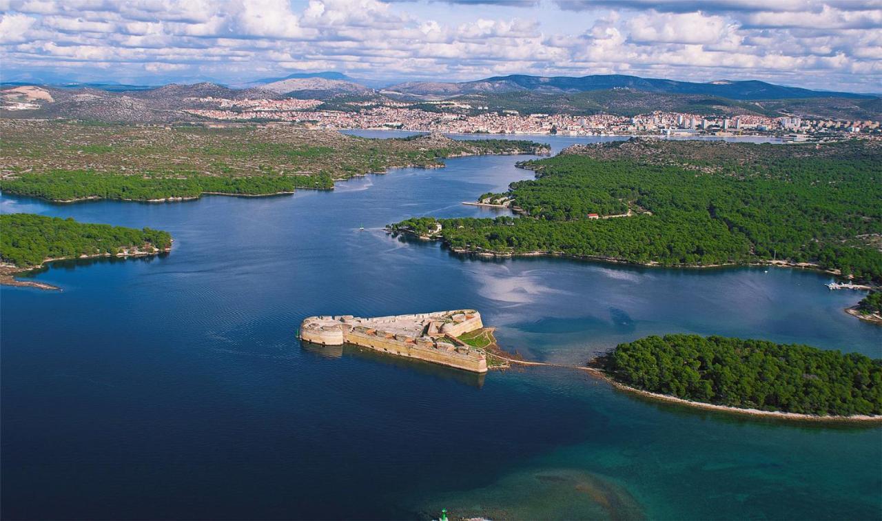 Infresh Holiday House Sibenik Bagian luar foto